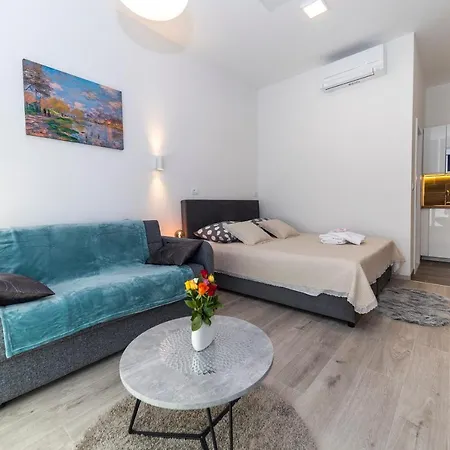 Studio Apartments Heart Of Zadar Exterior photo