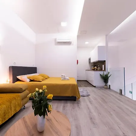 Studio Apartments Heart Of Zadar Exterior photo